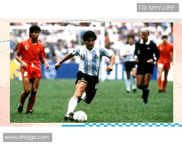 阿根廷足球明星的辉煌历程与传奇时刻揭秘